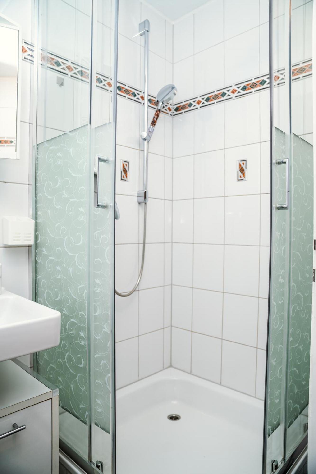 פרידריכסהאפן Ferienwohnung Ella - Direkt Am Bodensee מראה חיצוני תמונה
